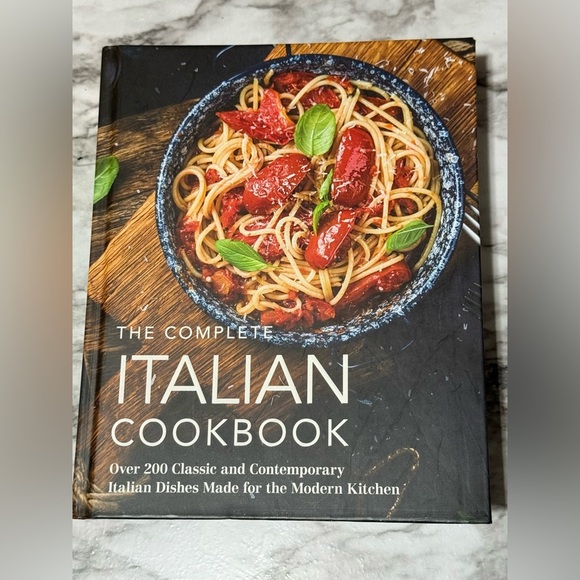 The Complete Italian Cookbook - Picture 2 of 5